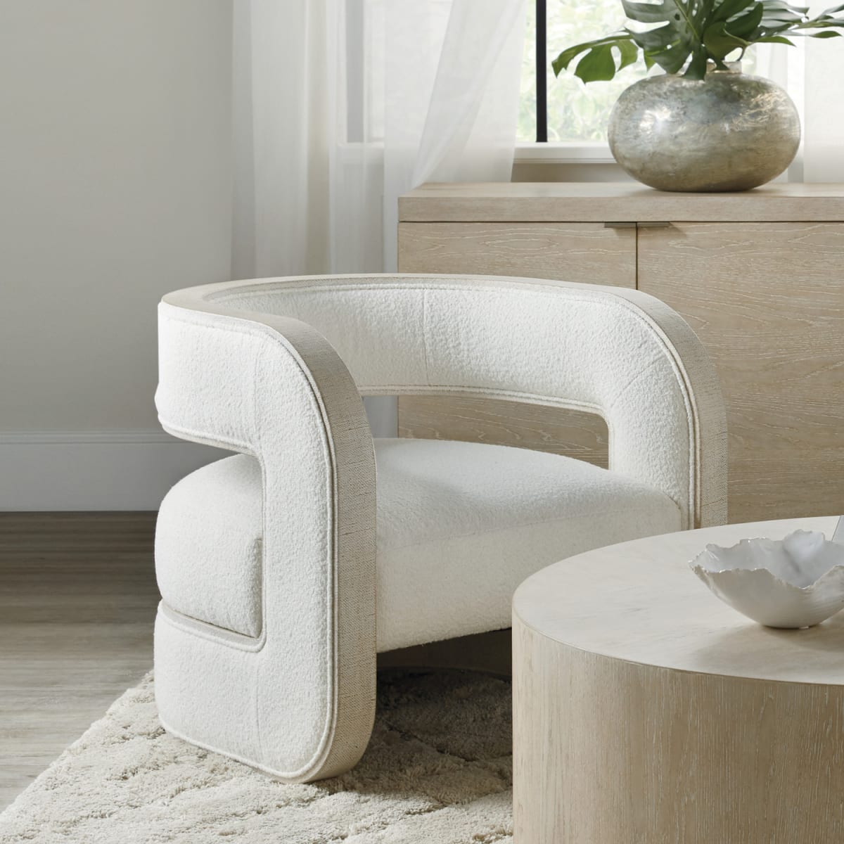 Hooker accent chair hotsell