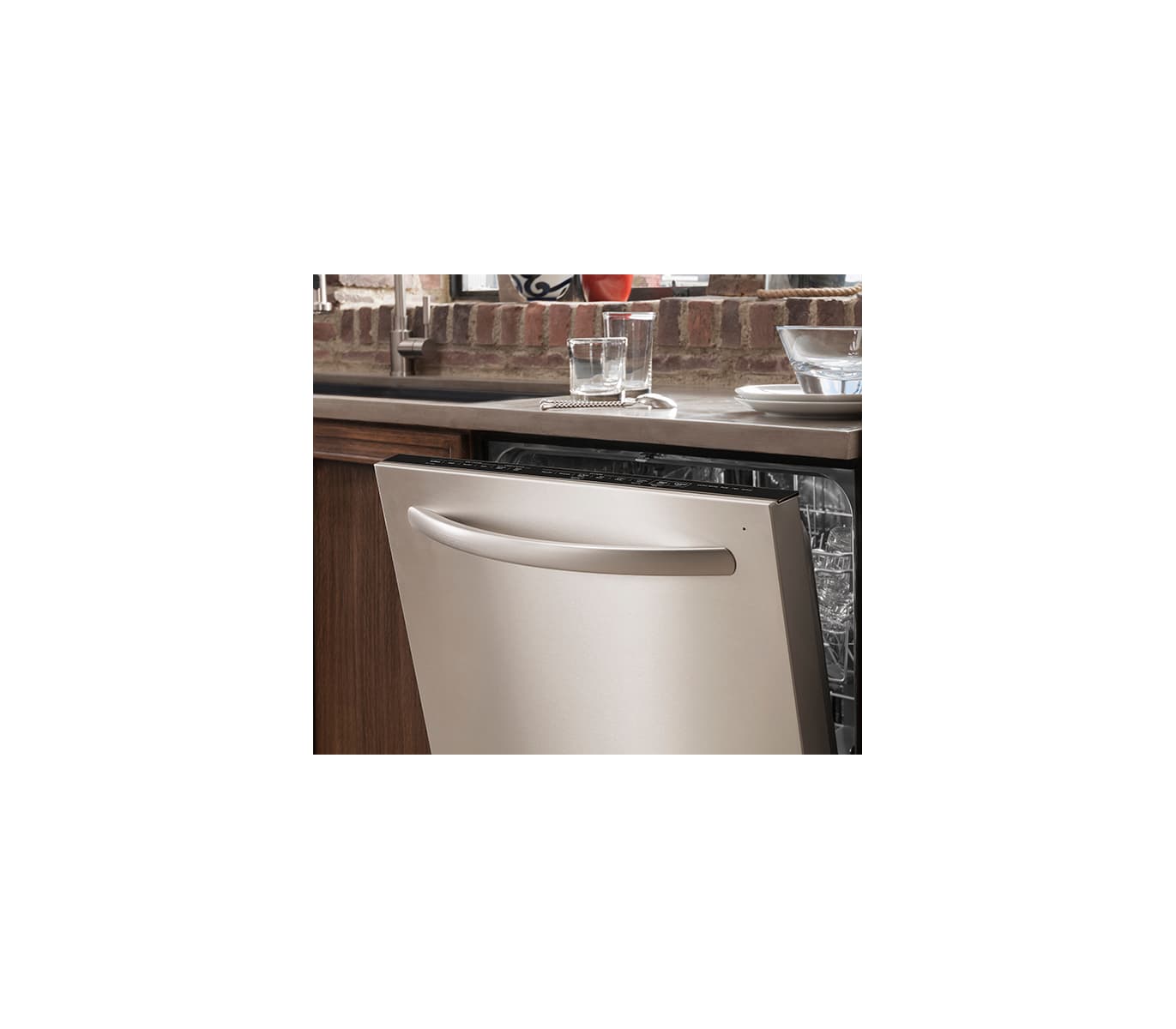 KitchenAid Dishwashers Sanitation and Waste Appliances - KDTE104D