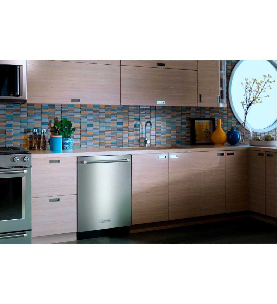 KitchenAid Dishwashers Sanitation and Waste Appliances - KDTM704E