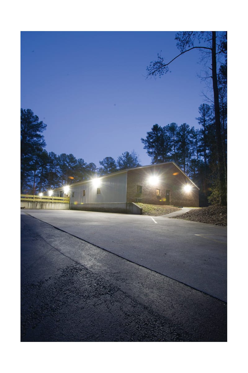 Lithonia Lighting Twp Led 30c 50k Dark Black Bronze 5000k Lithonia Lighting Twp Led 30c 50k Dark Black Bronze 5000k 16 1 8 Wide Integrated Commercial Wall Pack With Clear Synthetic Shade