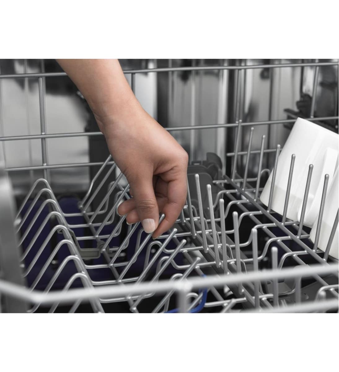 Adjustable tines sales dishwasher