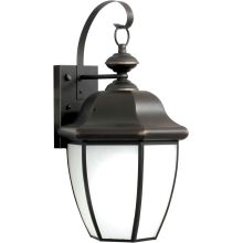 Energy Efficient Traditional / Classic Outdoor Wall Sconce