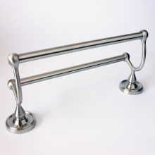 Midtowne 24" Classic Double Towel Bar with Round Backplates