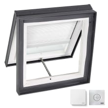 22-1/2 x 22-1/2 Inch Laminated LowE3 Manual Venting Curb Mount Skylight with White Room Darkening Solar Blind from the VCM Collection
