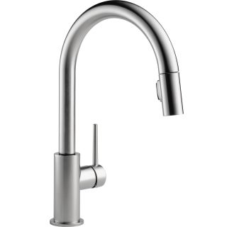 Delta MagnaTite - Magnetic Docking - Pull Out Kitchen Faucets