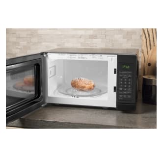 GE® 0.7 Cu. Ft. Capacity Countertop Microwave Oven - JES1072SHSS - GE  Appliances