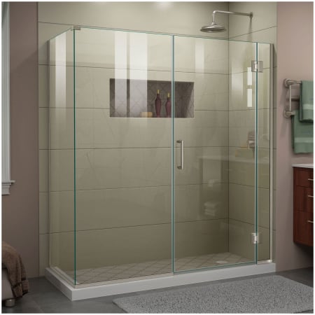 A large image of the DreamLine E12730530 Brushed Nickel