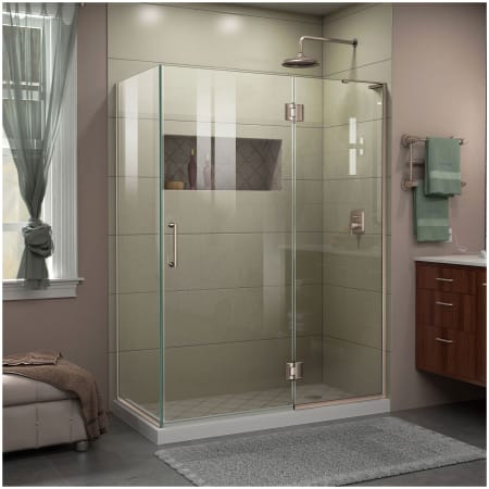 A large image of the DreamLine E32330R Brushed Nickel