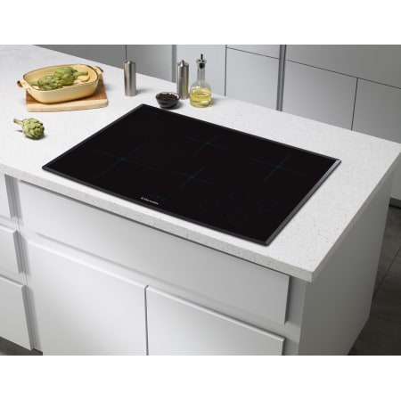 A large image of the Electrolux EW30IC60L Alternate View