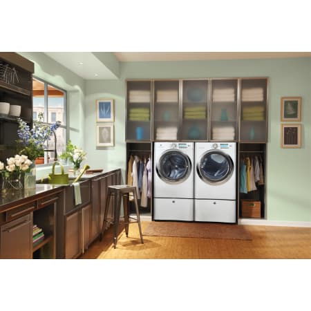 A large image of the Electrolux EWMGD70J Alternate View