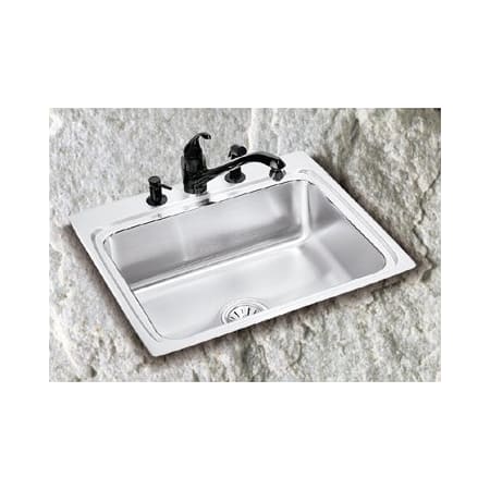 A large image of the Elkay LRAD252150 No Faucet Holes