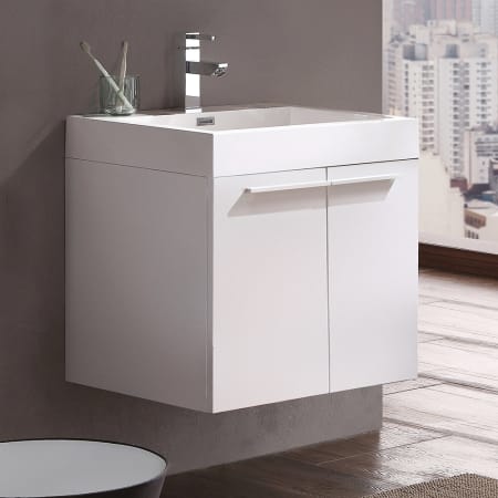 A large image of the Fresca FCB8058-I Fresca-FCB8058-I-In Bathroom View White