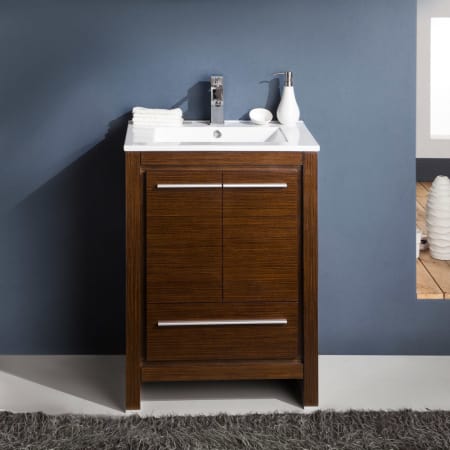 A large image of the Fresca FCB8125-I Fresca-FCB8125-I-In Bathroom View Brown