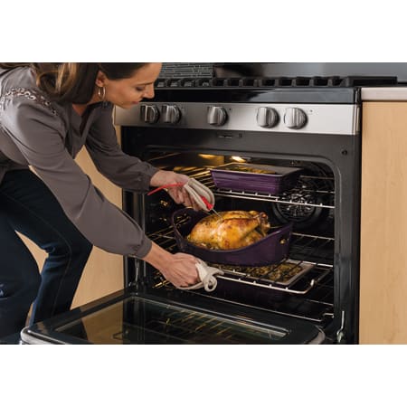 A large image of the Frigidaire FPGF3077Q Frigidaire FPGF3077Q