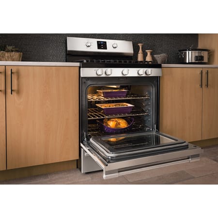 A large image of the Frigidaire FPGF3077Q Frigidaire FPGF3077Q