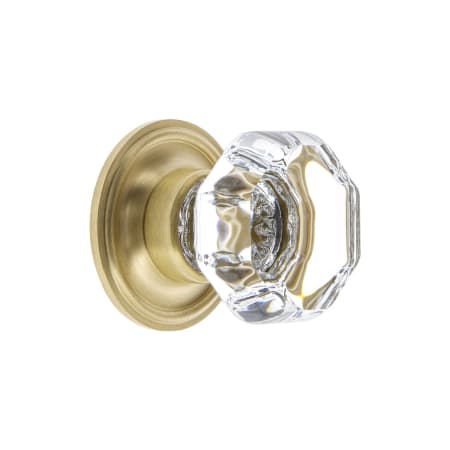 A large image of the Grandeur CHAM-CRYS-KNOB-GEO Satin Brass
