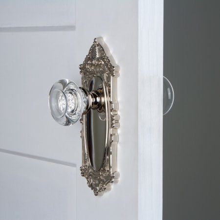 A large image of the Grandeur GVCBOR_DD_NA Lifestyle in Polished Nickel