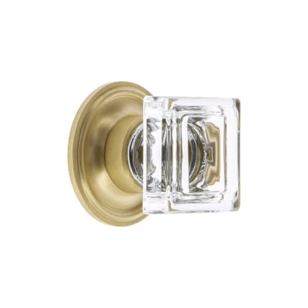 A large image of the Grandeur CARR-CRYS-KNOB-GEO Satin Brass