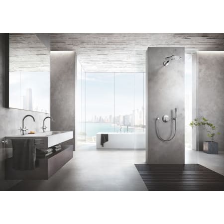 A large image of the Grohe 18 033 3 Alternate View