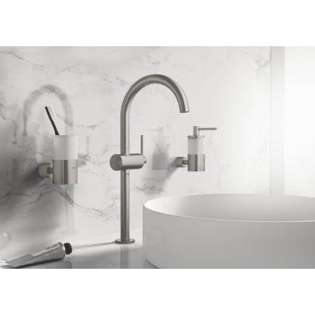 A large image of the Grohe 40 254 3 Alternate View