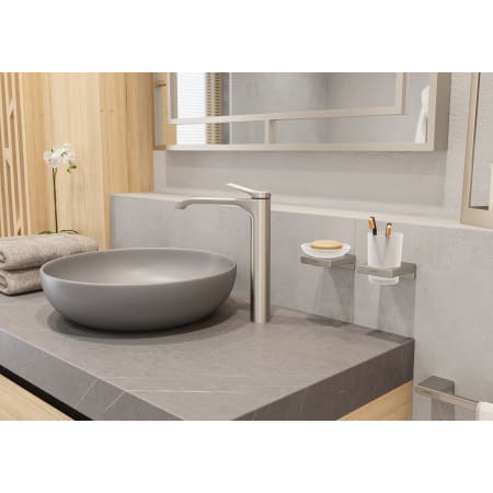 A large image of the Hansgrohe 41744 Alternate Image