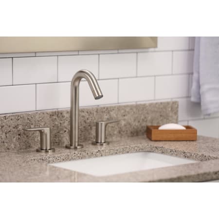 A large image of the Hansgrohe 71533 Alternate Image