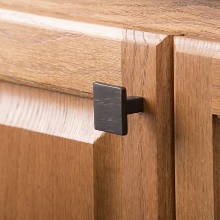 A large image of the Hickory Hardware HH075341 Angle_Application_Shot