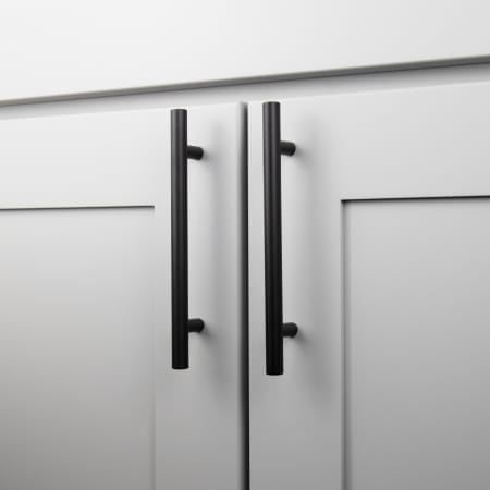 A large image of the Hickory Hardware R077745-10PACK Close Up - Matte Black