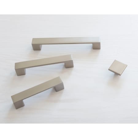 A large image of the Hickory Hardware R077756-10PACK Satin Nickel