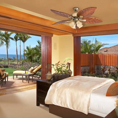 A large image of the Honeywell Ceiling Fans Royal Palm 4 Light Alternate Image