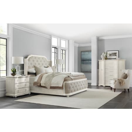 A large image of the Hooker Furniture 5961-90860-CAL-KING-PANEL-BED Alternate Image