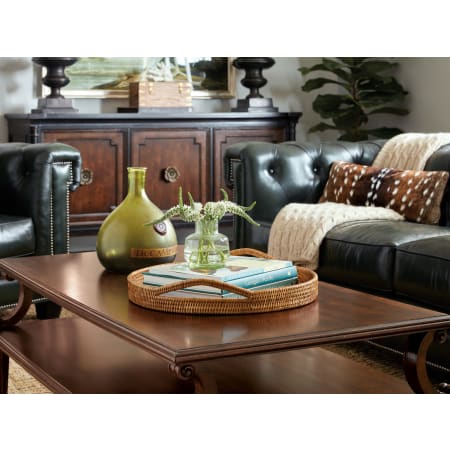 A large image of the Hooker Furniture 6750-80110 Alternate Image