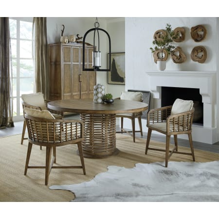 A large image of the Hooker Furniture 6015-75600-89 Sundance Large Round Dining Suite
