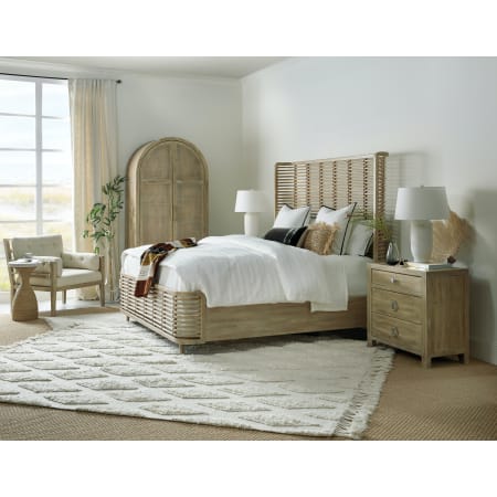 A large image of the Hooker Furniture 6015-90013-80 Surfrider Bedroom Suite
