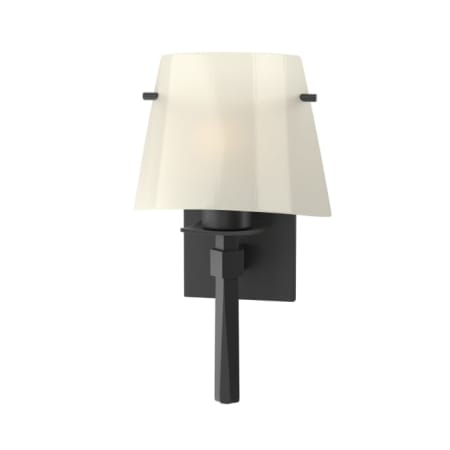 A large image of the Hubbardton Forge 204825 Black / Ivory Art