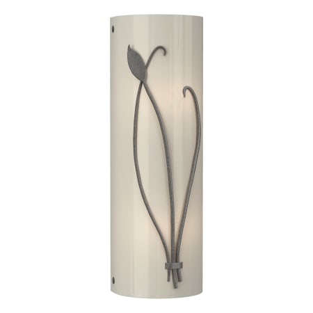 A large image of the Hubbardton Forge 205770-RIGHT Natural Iron / Ivory Art