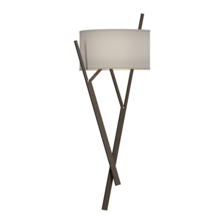 A large image of the Hubbardton Forge 207640 Bronze / Flax