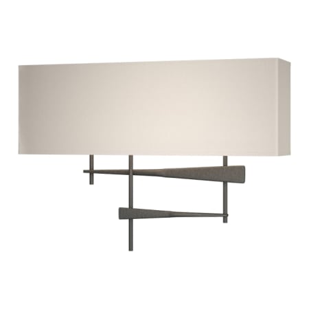 A large image of the Hubbardton Forge 207675 Natural Iron / Flax