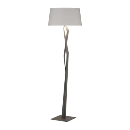 A large image of the Hubbardton Forge 232850 Natural Iron / Flax