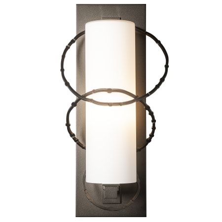 A large image of the Hubbardton Forge 302403 Alternate Image