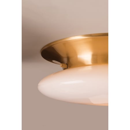 A large image of the Hudson Valley Lighting 7015 Shade Detail