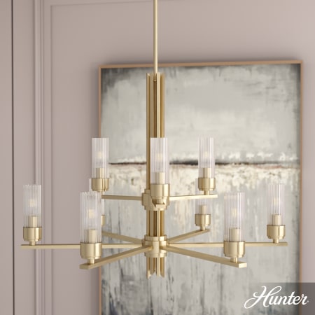 A large image of the Hunter Gatz 30 Chandelier Alternate Image