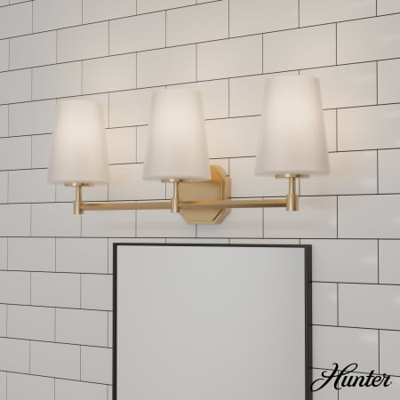 A large image of the Hunter Nolita 25 Vanity Alternate Image