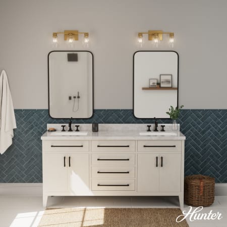 A large image of the Hunter Rossmoor 20 Vanity Alternate Image