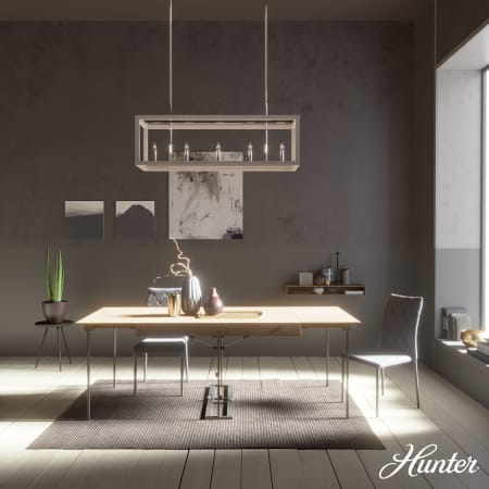 A large image of the Hunter Squire Manor 40 Chandelier Alternate Image