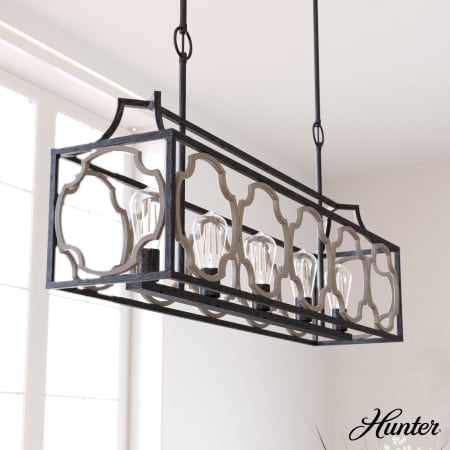 A large image of the Hunter Stone Creek 44 Chandelier Alternate Image