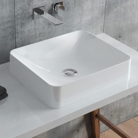 A large image of the ICO Bath B9511 Alternate Image