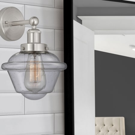 A large image of the Innovations Lighting 616-1W-10-7 Oxford Sconce Alternate Image