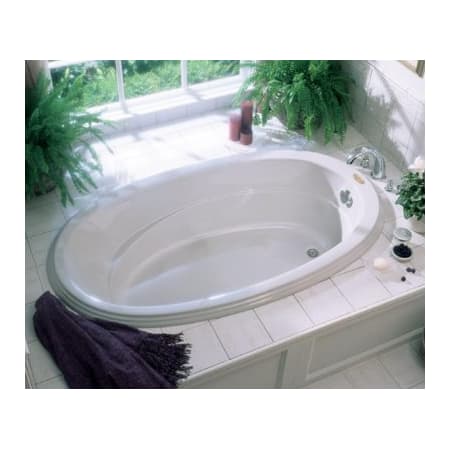 A large image of the Jacuzzi GAL6243 WRL 2XX Jacuzzi GAL6243 WRL 2XX
