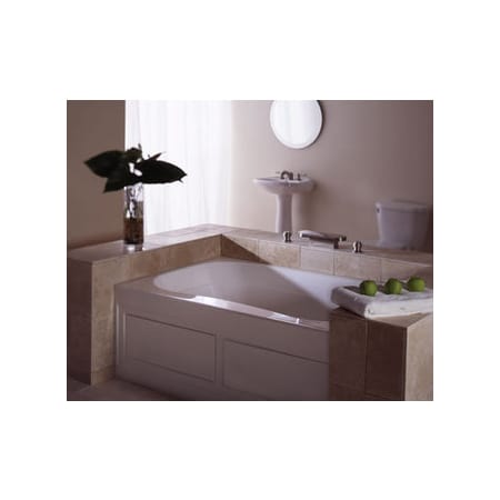 A large image of the Jacuzzi SGS6042 WCF 2CH Jacuzzi SGS6042 WCF 2CH